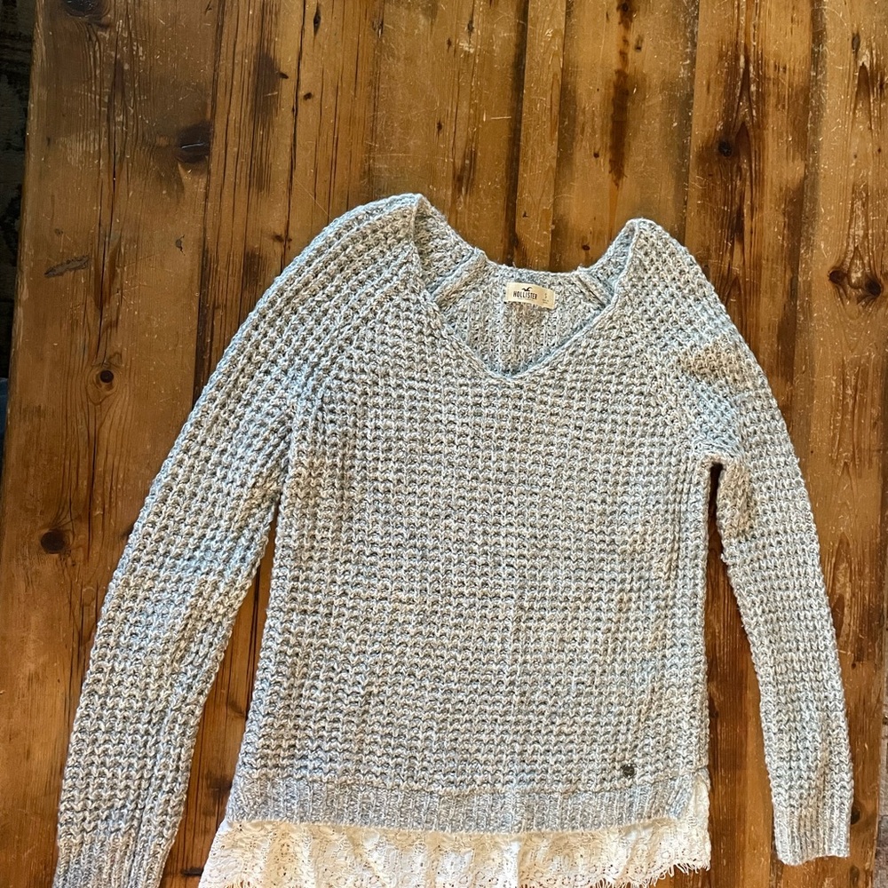 Hollister v neck sweater
